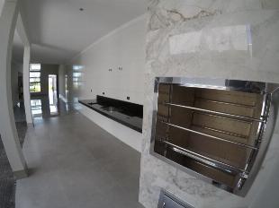 CASA TÉRREA | 139,00 m² DE ÁREA CONSTRUÍDA | JARDIM ORIENTAL | MARINGÁ/PR