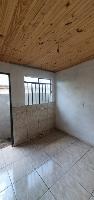 Casa no Sarandi, Pq Alvamar 2, 30m², quintal compartilhado