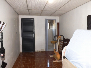 VENDE-SE BELO TERRENO 665M² (17,50 X 38). VILA SANTO ANTONIO C/ 2 CASAS