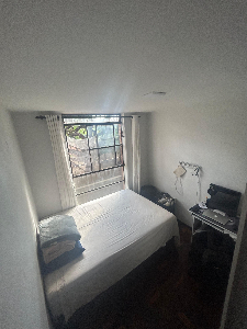 Alugo quarto