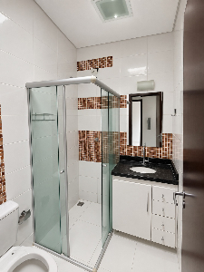 Apartamento de 110 m² com 2 Quartos, 1 Suíte e Sacada no Jardim Universo — Maringá/PR