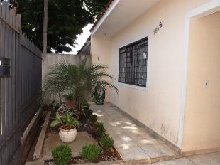 VENDE-SE CASA PQUE RES TUIUTI BOA LOCALIZAÇÃO