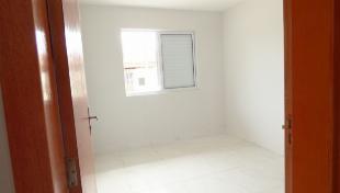 VENDO LINDA CASA NOVA C/ QUINTAL TODA EM CONCRETO E CHURRASQUEIRA, ACABAMENTO DE PRIMEIRA – QUASE NO CENTRO, UMA QUADRA DA RUA PRINCIPAL DA CIDADE