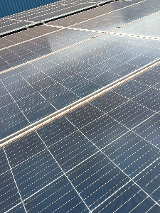 Lavamos placa solar