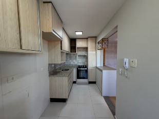Apartamento com 3 Quartos e 80 m² na Zona 02 em Maringá/PR - 2 Vagas