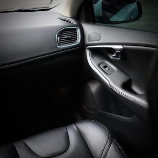 VOLVO V40 2.0 T4 KINET 2019