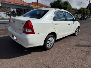 TOYOTA ETIOS SEDAN X 1.5 AUTOMÁTICO