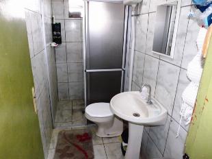 VENDE-SE CASA JD LIBERDADE PRÓX. AV. GUAIAPÓ E CSU.