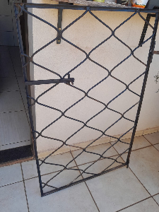 Imagem do anuncio Portão de ferro maciço
