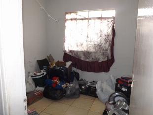 VENDE-SE 2 CASAS NO TERRENO JD LIBERDADE MARINGÁ PR.