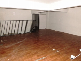 ALUGA-SE SALÃO TÉRREO CENTRO. RUA SANTOS DUMONT PRÓX. SHOOPIN MARIGÁ PARK