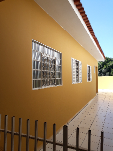 Casa com 3 Quartos (Suíte com Ar Condicionado)