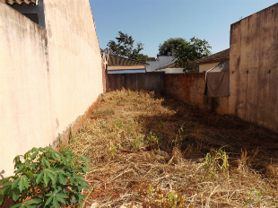 VENDE-SE 1/2 TERRENO JD SUMARÉ MARINGÃ