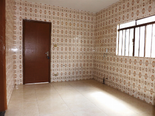 ALAUGA-SE CASA VILA MORANGUEIRA EM FRENTE AO COLÉGIO FARIA PIOLI