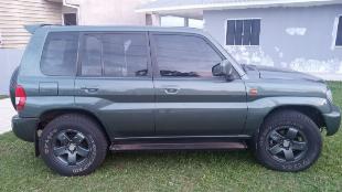 Vendo mitsubishi pajero TR 205/206 cambio automático muito bem cuidada a flex 4x4 , ou troco por gol ou fox de menor valor