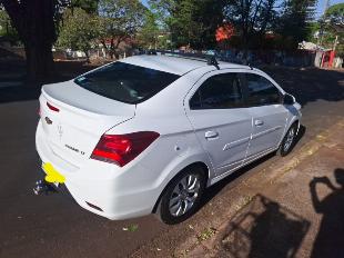 Prisma 2018 LT 1.4 econômico, Particular
