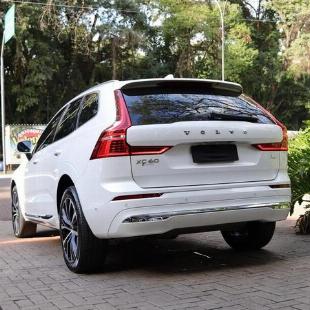 VOLVO XC60 T8 ULTIMATE 2023