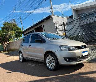 Volkswagen Fox 1.0 MI Total Flex 8V 5P 2013