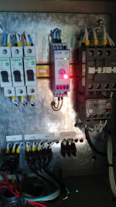 Eletricista e encanador