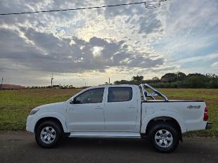 Hilux SRV 4x2 FLEX, ÚNICO DONO, IMPECÁVEL, SEM RETOQUES, TODAS REVISÕES AUTORIZADA