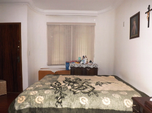 VENDE-SE BELO SOBRADO SEMI MOBILIADO AREA CENTRAL PRÓX. SHOOPING AVENIDA CENTER