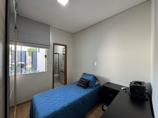 CASA NO JD. ITÁLIA