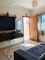 CASA EM MANDAGUAÇU-JD PARAISO 2