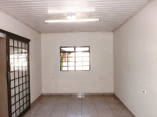 VENDE-SE CASA CONJ. HAB. INOCENCIO VILA NOVA JUNIOR. (BORBA GATO).