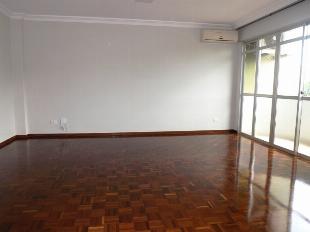 VENDE-SE EXCELENTE APTO ED. RIO DE JANEIRO. PRÓX. U.E.M