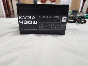 FONTE PARA PC EVGA 430W PLUS WHITE em perfeito estado
