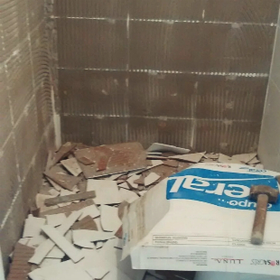Procurando alguém pra fazer sua reforma, construção ou reparo ..chame