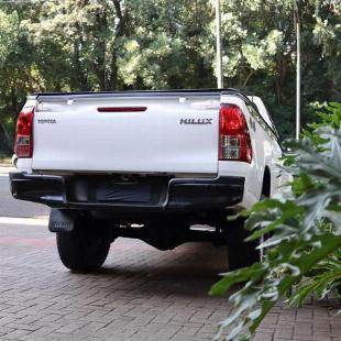 TOYOTA HILUX CHLSTM4FD 2017