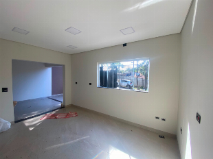 Sobrado com 4 Quartos e 130 m² no Jardim Montreal - Maringá/PR
