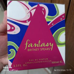 Perfumes masculino e feminino