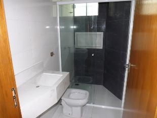 VENDE-SE CASA JD EBENEZER EM MARINGÁ