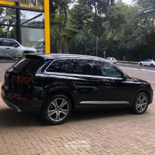 AUDI Q7 2019