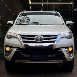 TOYOTA HILUX SWSRXA4FD 2017