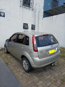 Vendo Fiesta 1.0 flex  2011