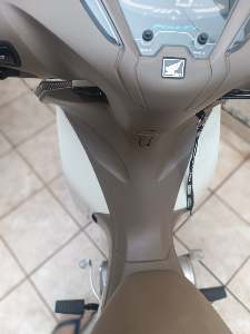 Vendo Biz 125 2024 branco perola