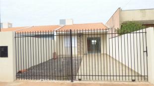 VENDO LINDA CASA NOVA C/ QUINTAL TODA EM CONCRETO E CHURRASQUEIRA, ACABAMENTO DE PRIMEIRA – QUASE NO CENTRO, UMA QUADRA DA RUA PRINCIPAL DA CIDADE