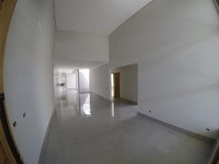 CASA TÉRREA | 139,00 m² DE ÁREA CONSTRUÍDA | JARDIM ORIENTAL | MARINGÁ/PR