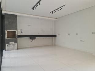 A venda com 3 suítes + piscina spa no Jardim Tóquio - Maringá