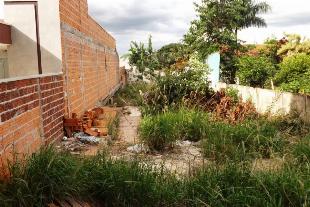 VENDE-SE 1/2 TERRENO VILA MORANGUEIRA PRÓX. AV. SÃO DOMINGOS