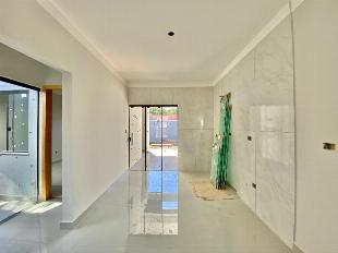 BELÍSSIMA CASA NO CONJUNTO PAULINO