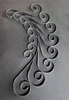 Peças decorativas em arabesco de metal