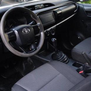 TOYOTA HILUX CHLSTM4FD 2017