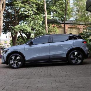 RENAULT MEGANE E-TECH 2024