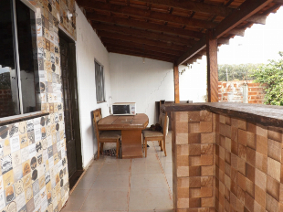 ALUGA-SE CASA LOTEAMENTO VILA VERDE IGUARAÇU-PR