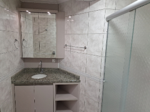APARTAMENTO EDIFICIO GUARUJÁ - CENTRO DE MARINGA - zona 01