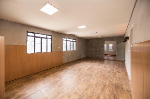 Casa à venda na Vila Esperança ao lado da UEM